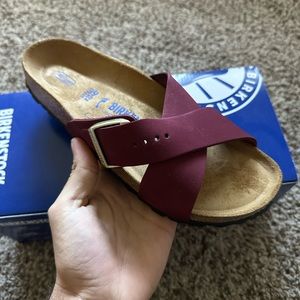 Woman’s Birkenstock Siena 2 maroon